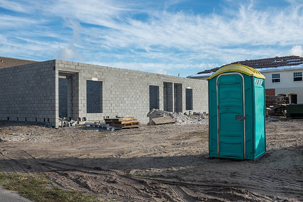 Portable Toilet Options We Offer in Roanoke Rapids, NC